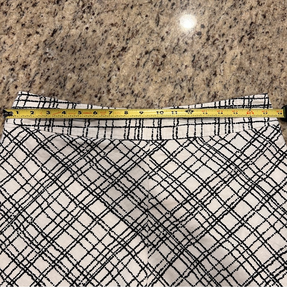 🌿Merona Skirt Womens Size 12 White Black Print - Picture 4 of 5